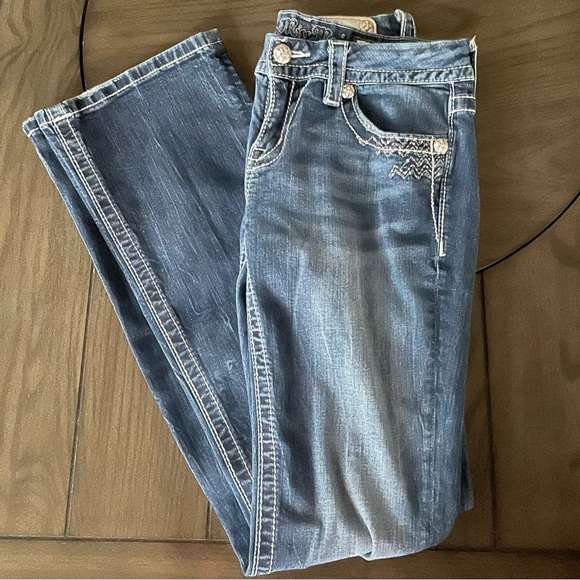 Sz 28 Miss Me Jeans - Picture 5 of 8